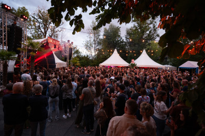 Amistat Openair / Support: Xavi &middot; Mühle Hunziken