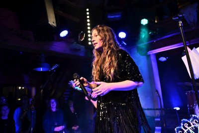 Anna Rossinelli / Support: Zoey &middot; Mühle Hunziken