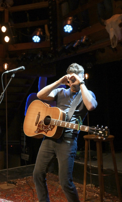 Bastian Baker / Support: Soleroy &middot; Mühle Hunziken