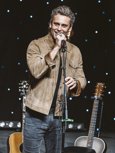 Bastian Baker / Support: Soleroy &middot; Mühle Hunziken