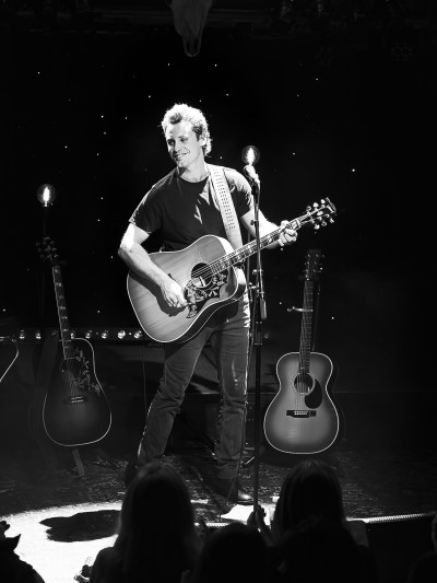 Bastian Baker / Support: Soleroy &middot; Mühle Hunziken