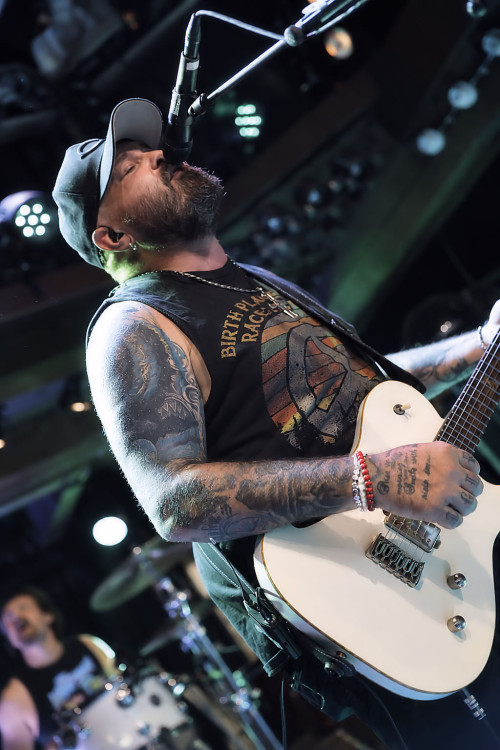 Black Stone Cherry / Support: 10 Years &middot; Mühle Hunziken