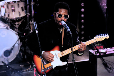 Curtis Harding / Support: Zoey &middot; Mühle Hunziken