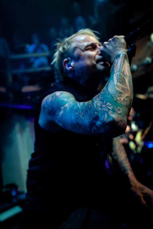 Donots / Support: The High Times &middot; Mühle Hunziken