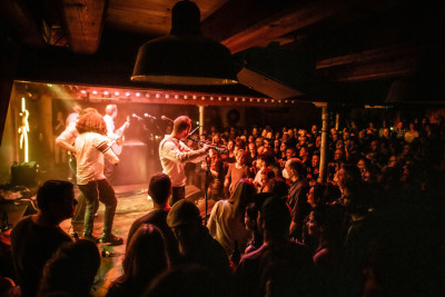 Irish Night mit Led Farmers &middot; Mühle Hunziken