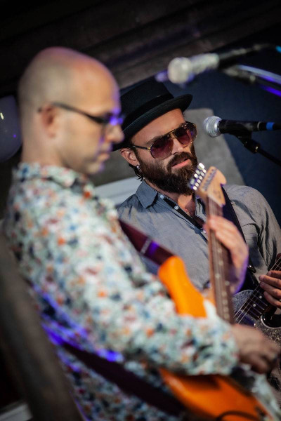 JJ’s Hausband feat. Bärni Häberlin (GMF) &middot; Mühle Hunziken