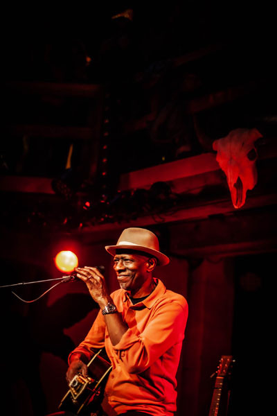 Keb’ Mo’ &middot; Mühle Hunziken