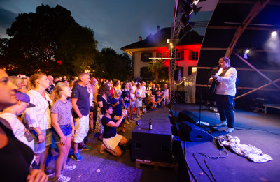 Marius Bear / Support: & Riana &middot; Mühle Hunziken