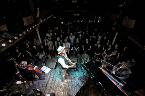 Mimmo Locasciulli / Special Guest: Büne Huber &middot; Mühle Hunziken