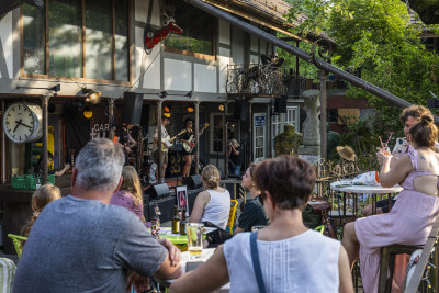 Rooftop Sailors / Support: Gary Twins &middot; Mühle Hunziken