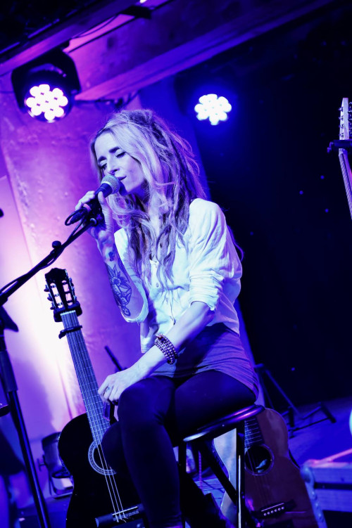 Sarah Lesch / Support: Coucou &middot; Mühle Hunziken