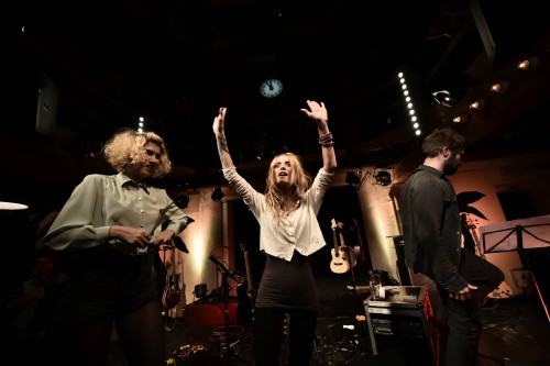 Sarah Lesch / Support: Coucou &middot; Mühle Hunziken