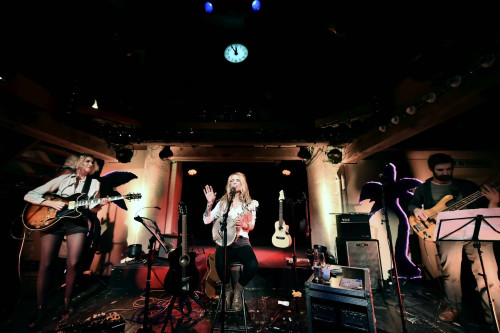 Sarah Lesch / Support: Coucou &middot; Mühle Hunziken