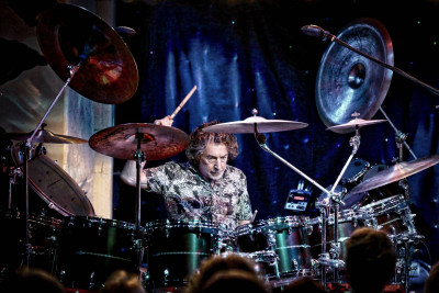 Simon Phillips &middot; Mühle Hunziken