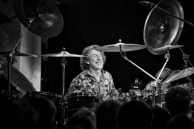 Simon Phillips &middot; Mühle Hunziken