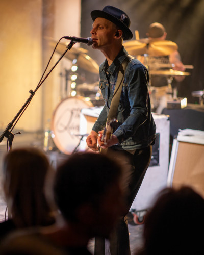 The Quireboys / Support: Twister & The Opposite &middot; Mühle Hunziken