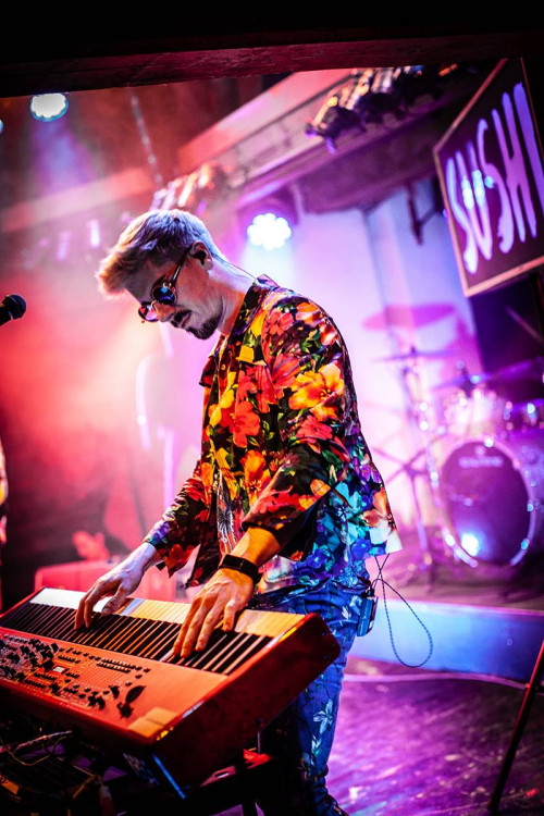 Wille and the Bandits / Support: Hot Like Sushi &middot; Mühle Hunziken