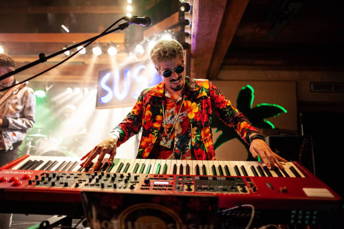 Wille and the Bandits / Support: Hot Like Sushi &middot; Mühle Hunziken