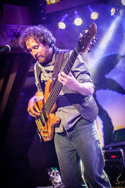 Wille and the Bandits / Support: Hot Like Sushi &middot; Mühle Hunziken