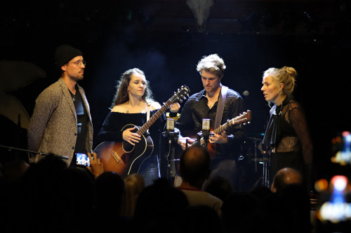 Wintershome / Support: Julian Brown &middot; Mühle Hunziken