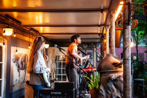 Allman Brown / Support: Jul Oliver &middot; Mühle Hunziken