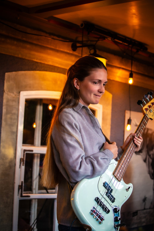 Allman Brown / Support: Jul Oliver &middot; Mühle Hunziken