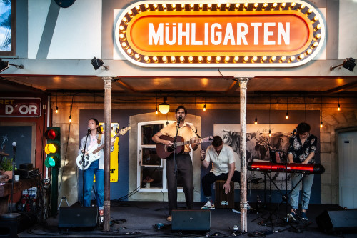 Allman Brown / Support: Jul Oliver &middot; Mühle Hunziken