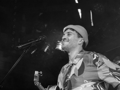 Amistat / Support: Matthew Mole &middot; Mühle Hunziken