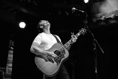 Bastian Baker / Support: Soleroy &middot; Mühle Hunziken