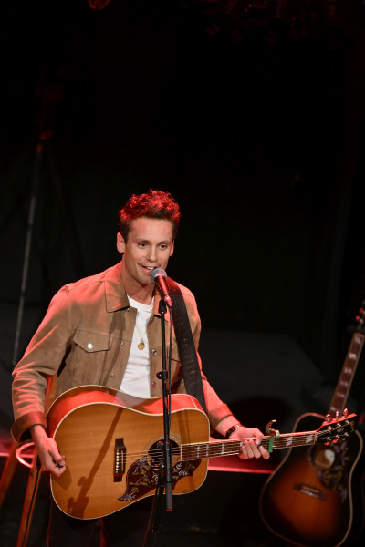 Bastian Baker / Support: Soleroy &middot; Mühle Hunziken