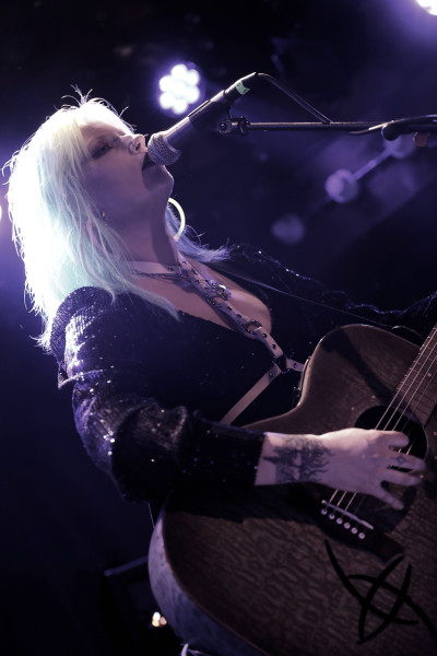 CoreLeoni / Support: Seraina Telli &middot; Mühle Hunziken