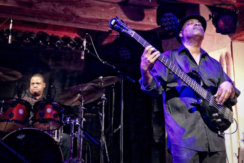 Dennis Jones Blues &middot; Mühle Hunziken