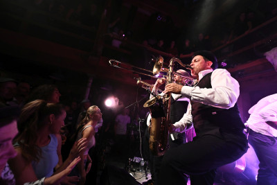 Electro Swing Night mit Klischée &middot; Mühle Hunziken