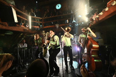 Electro Swing Night mit Klischée &middot; Mühle Hunziken