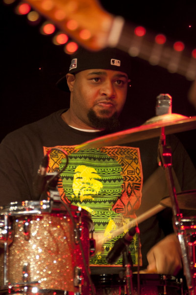 Eric Gales / Support: Bettina Schelker &middot; Mühle Hunziken