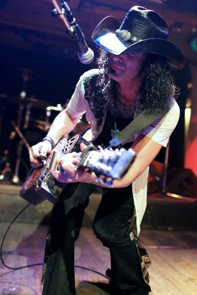 Eric Sardinas & Big Motor &middot; Mühle Hunziken