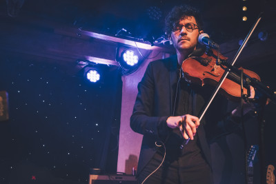 Fink / Support: Finnegan Tui &middot; Mühle Hunziken