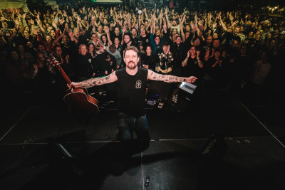 Frank Turner Openair / Support: Katacombs &middot; Mühle Hunziken