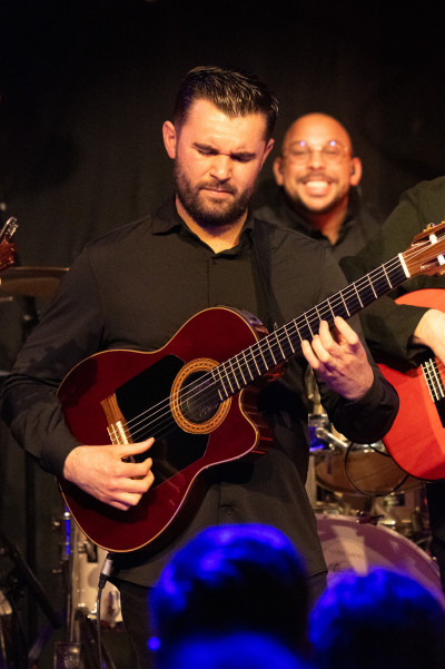 Gipsy Kings by Diego Baliardo &middot; Mühle Hunziken