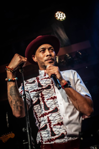 Guillaume Hoarau & Band &middot; Mühle Hunziken