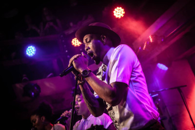 Guillaume Hoarau & Band &middot; Mühle Hunziken