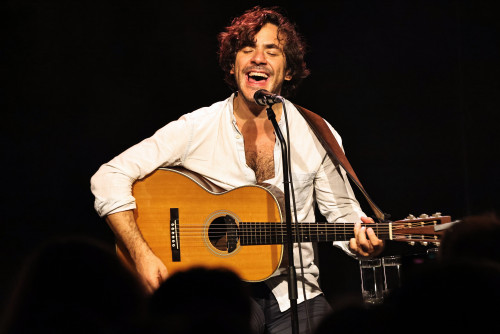 Jack Savoretti / Support: Bobby Bazini &middot; Mühle Hunziken