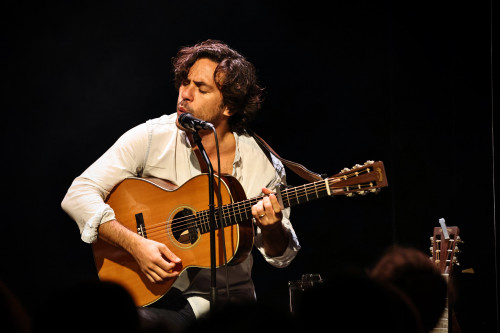 Jack Savoretti / Support: Bobby Bazini &middot; Mühle Hunziken