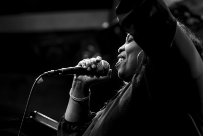 Jools Holland feat. Ruby Turner & Louise Marshall &middot; Mühle Hunziken