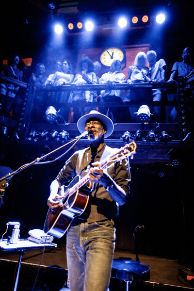 Keb' Mo' / Support: Flo Bauer &middot; Mühle Hunziken