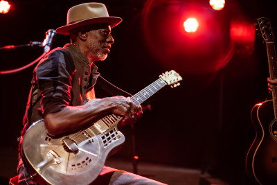 Keb' Mo' / Support: Flo Bauer &middot; Mühle Hunziken