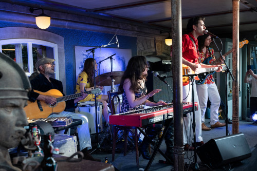 Kitty, Daisy & Lewis &middot; Mühle Hunziken