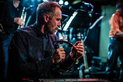 Kummerbuben & das Apokalypse-Orchester &middot; Mühle Hunziken