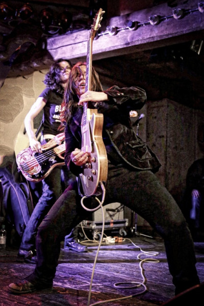 Layla Zoe & Jane Lee Hooker &middot; Mühle Hunziken