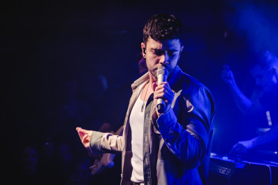 Luca Hänni / Support: Remo Forrer &middot; Mühle Hunziken